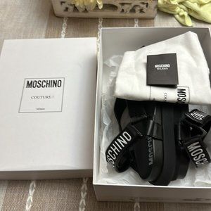 moschino mens size 9 euro 42